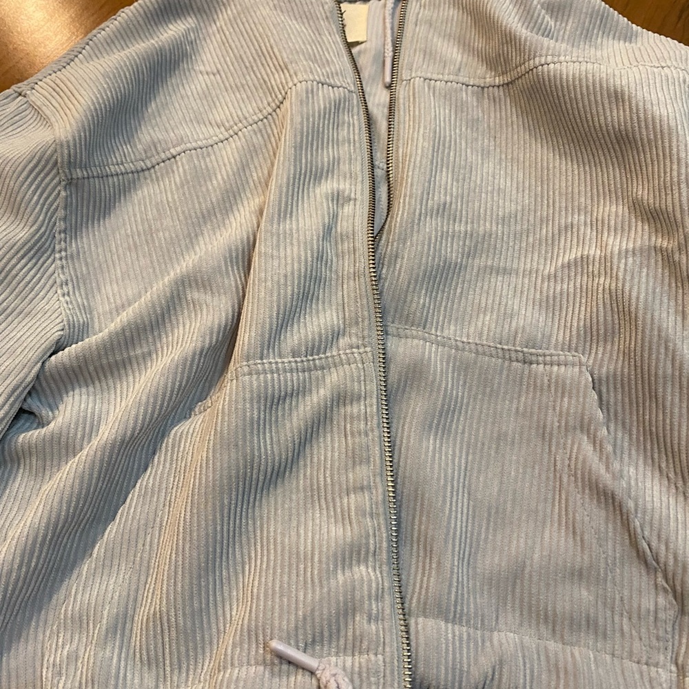blue jacket - Picture 2 of 4